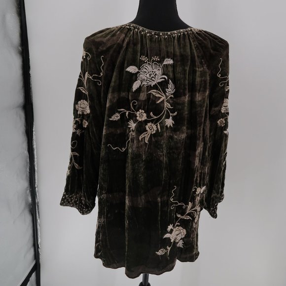 JOHNNY WAS Millie Velvet Peasant Blouse - Picture 7 of 10